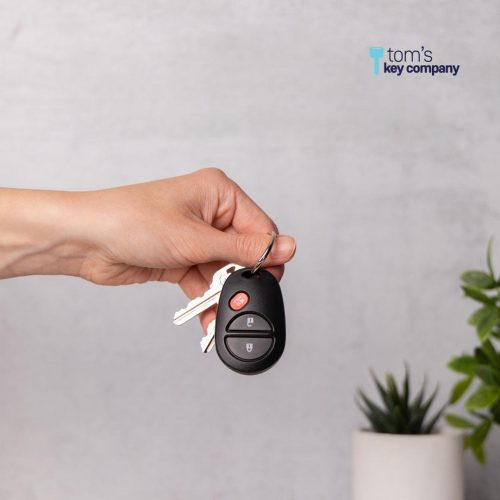 3 button keyless entry remote car key fob for select toyota vehicles gq43vt20t 3b tom s key company 2 31782729416957